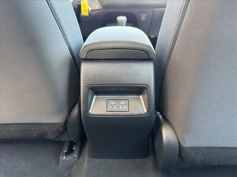 Used 2024 Toyota Corolla LE FWD image 23