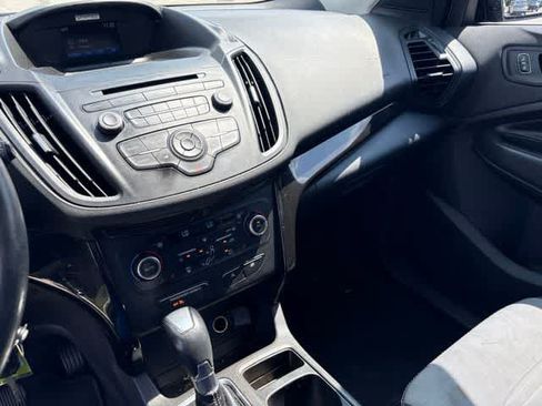 Used 2018 Ford Escape SE w/ SE Sport Appearance Package FWD image 21