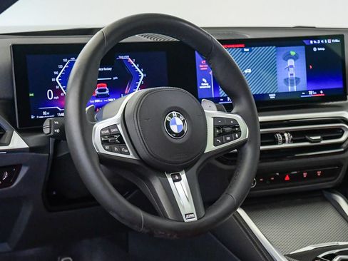 Used 2024 BMW M440i Coupe w/ Premium Package RWD image 27