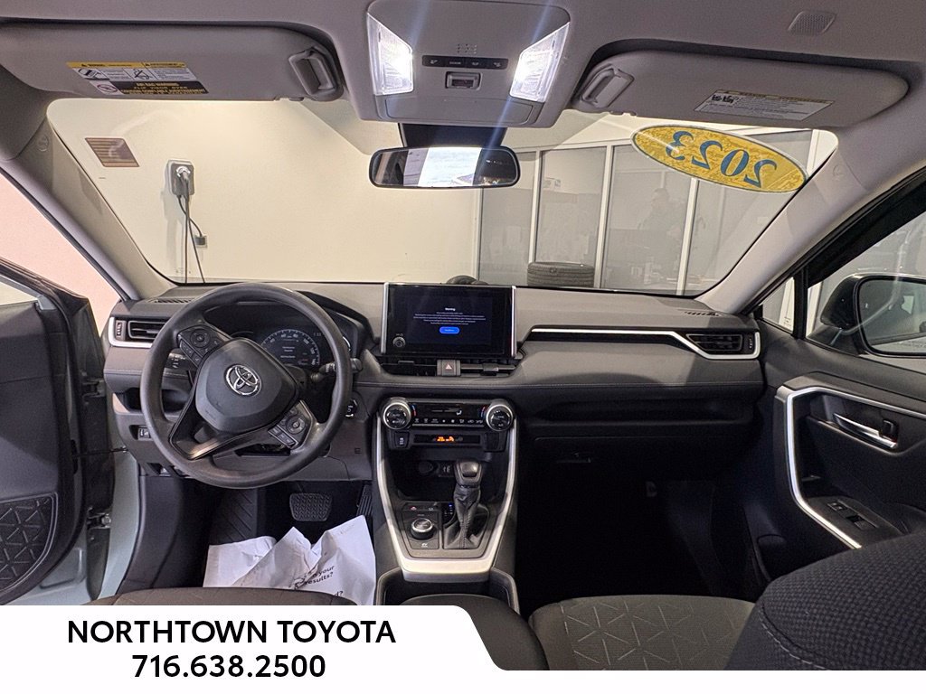 Used 2023 Toyota RAV4 XLE AWD/4WD image 26