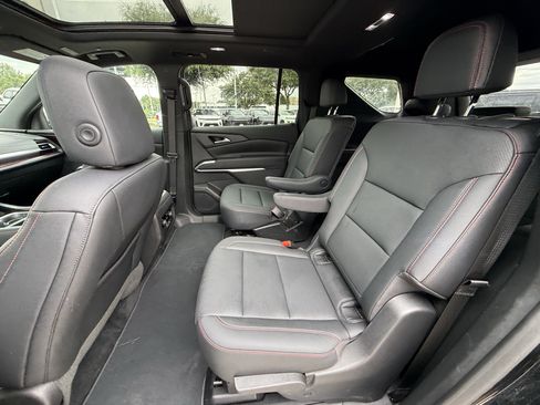 Used 2024 Chevrolet Traverse Z71 AWD/4WD image 30