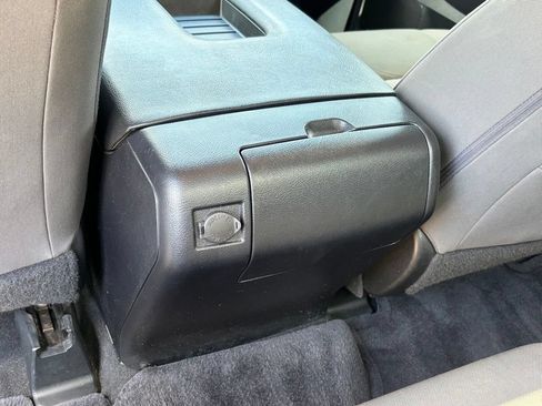 Used 2014 Toyota Tundra SR5 w/ SR5 Upgrade Package RWD image 15