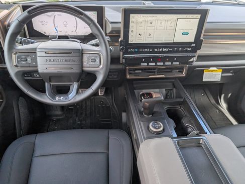 Used 2025 GMC Hummer EV 2X w/ LPO, Sport Package AWD/4WD image 10