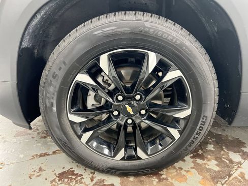 Used 2023 Chevrolet TrailBlazer LT FWD image 26