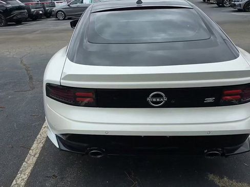 Used 2025 Nissan Z Performance w/ Floor Mat Package image 4