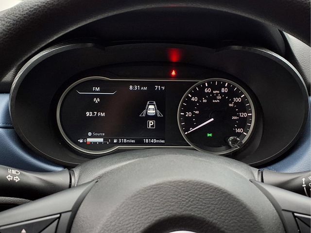 Used 2025 Nissan Versa SV FWD image 13