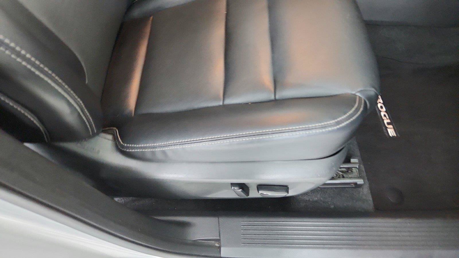 Used 2022 Nissan Rogue SL AWD/4WD image 28