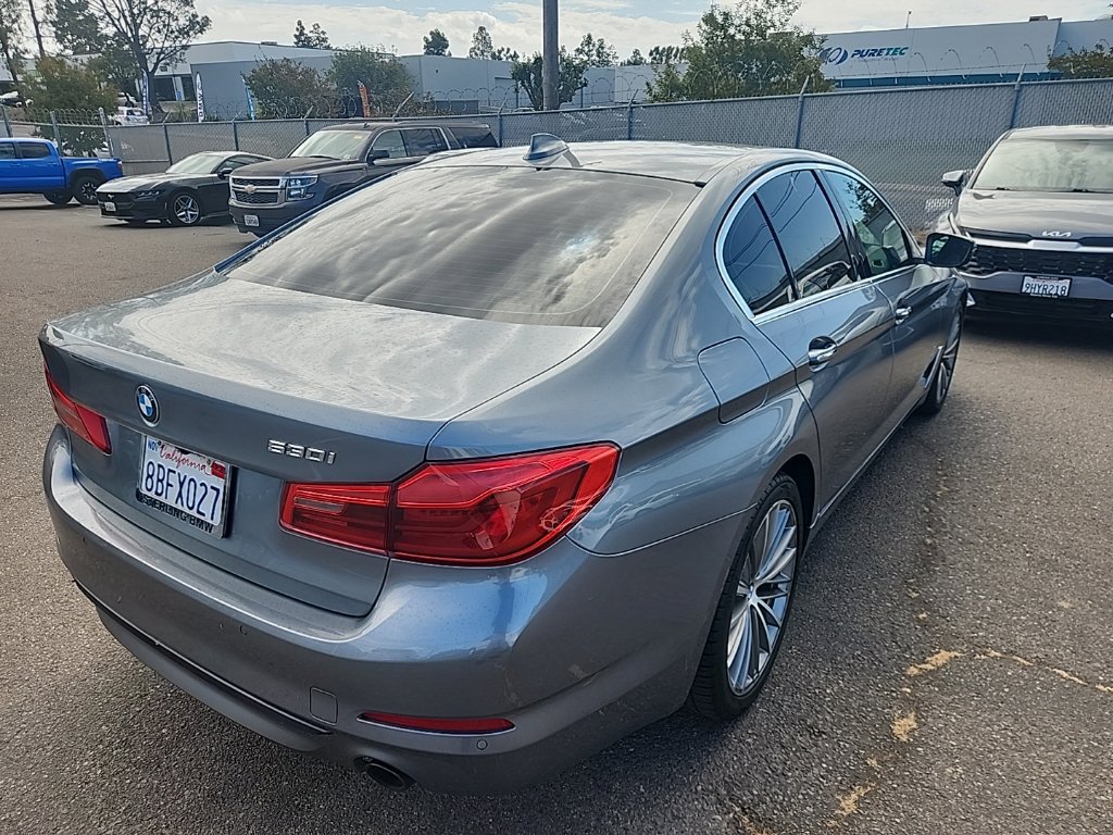 Used 2018 BMW 530i RWD image 12