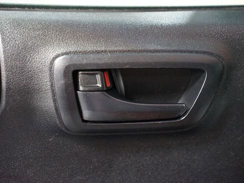 Used 2021 Toyota Tacoma SR image 29