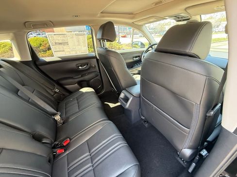 New 2026 Honda HR-V EX-L image 35