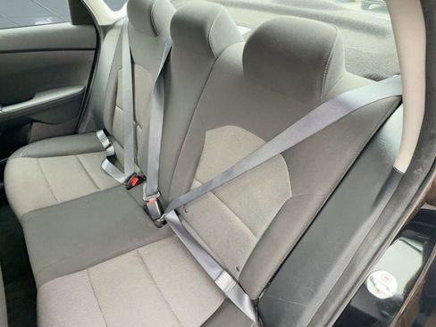 Used 2023 Kia Forte LXS image 15