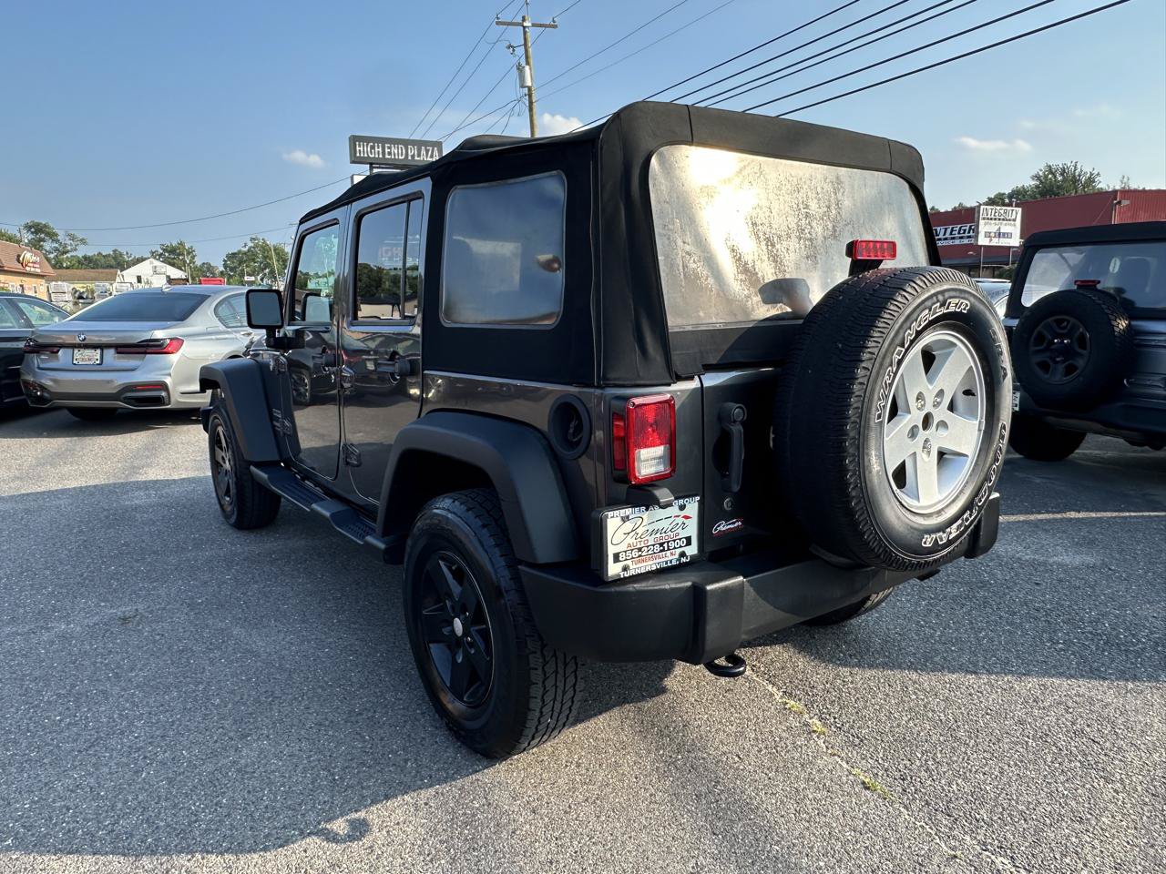 Used 2017 Jeep Wrangler Unlimited Sport w/ Quick Order Package 24S AWD/4WD image 7