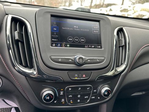 Used 2022 Chevrolet Equinox RS image 24