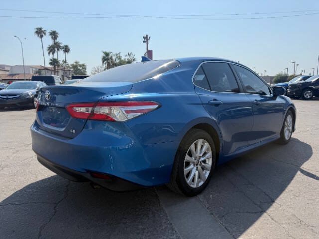 Used 2020 Toyota Camry LE w/ Carpet Mat Package FWD image 3