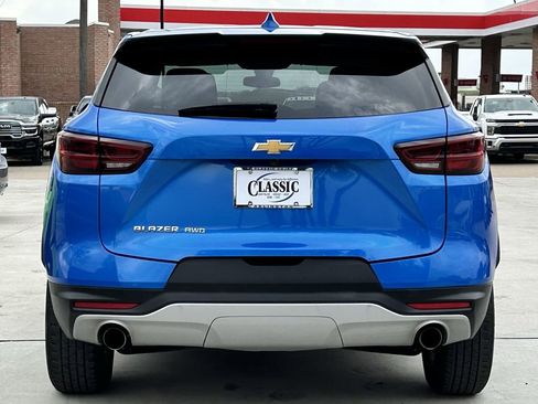 Used 2025 Chevrolet Blazer LT image 5