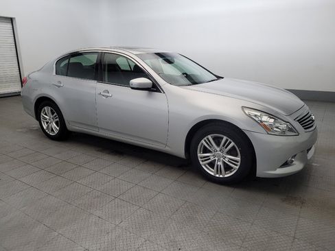 Used 2013 INFINITI G37 x w/ Premium Pkg image 11