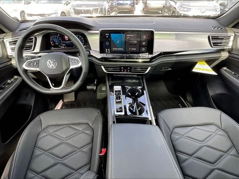 New 2026 Volkswagen Atlas Cross Sport SE AWD/4WD image 12