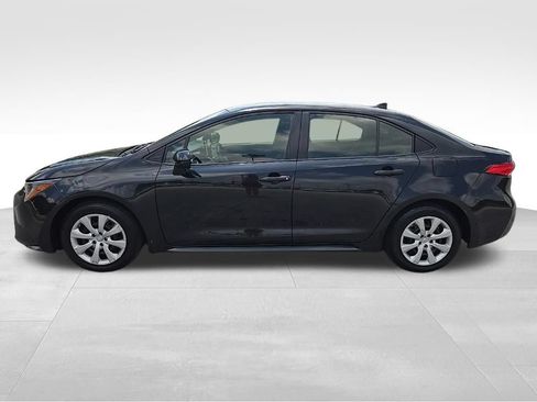 Used 2020 Toyota Corolla LE FWD image 11