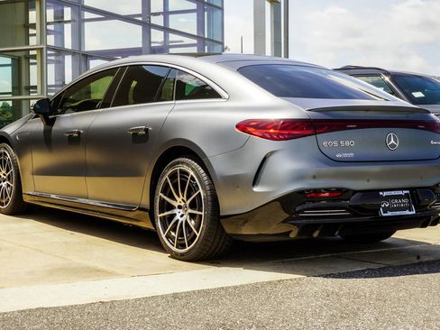 Used 2023 Mercedes-Benz EQS 580 4MATIC Sedan image 10