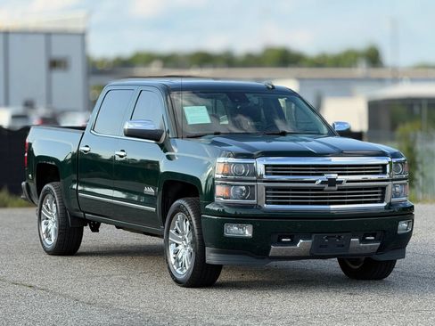 Used 2015 Chevrolet Silverado 1500 High Country w/ High Country Premium Package AWD/4WD image 1