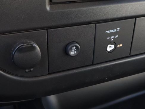 New 2026 Chevrolet Express 2500 w/ Driver Convenience Package image 28