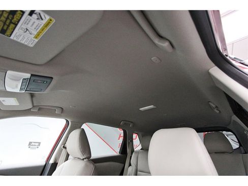 Used 2023 Nissan Rogue SV image 28