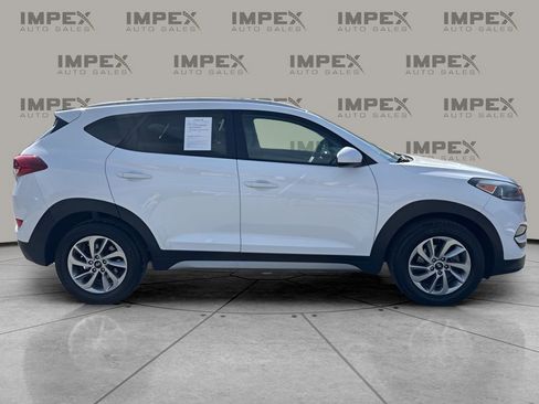 Used 2017 Hyundai Tucson SE FWD image 6