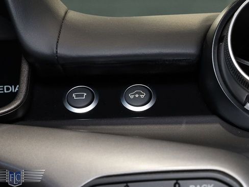 Used 2016 Ferrari F12 Berlinetta image 33