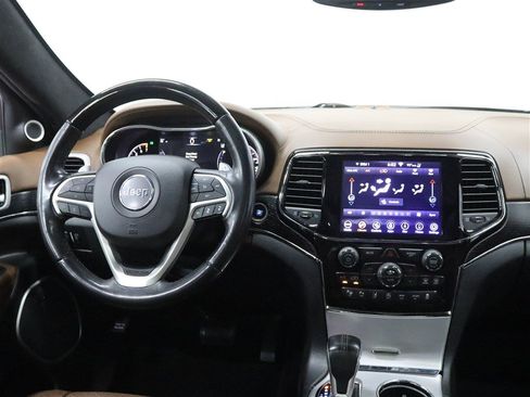 Used 2019 Jeep Grand Cherokee Summit AWD/4WD image 27