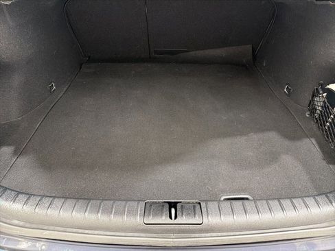 Used 2023 Genesis G70 2.0T image 23