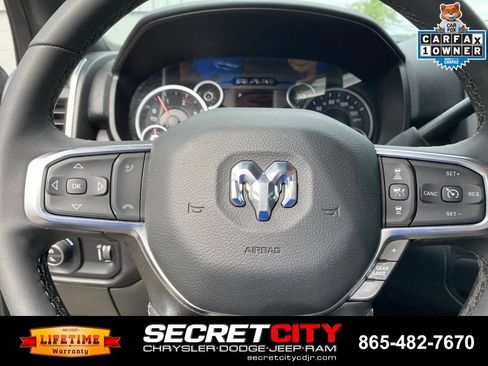 Used 2025 RAM 2500 Big Horn AWD/4WD image 17