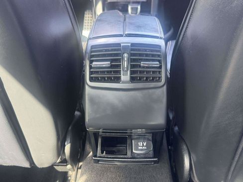 Used 2014 Mercedes-Benz E 63 AMG S-Model image 44
