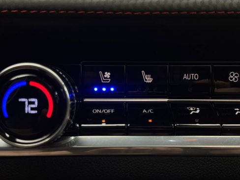 Used 2025 Chevrolet Equinox RS w/ Safety and Technology Package image 6