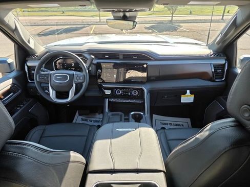 New 2026 GMC Sierra 3500 Denali w/ Denali Reserve Package image 21