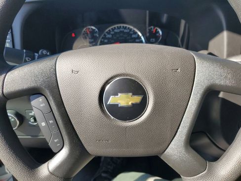 New 2025 Chevrolet Express 3500 w/ Power Convenience Package image 27