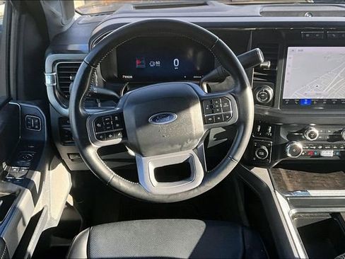 Used 2023 Ford F250 Lariat w/ Lariat Ultimate Package image 5