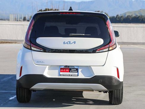 Used 2023 Kia Soul LX w/ Option Group 015 image 6