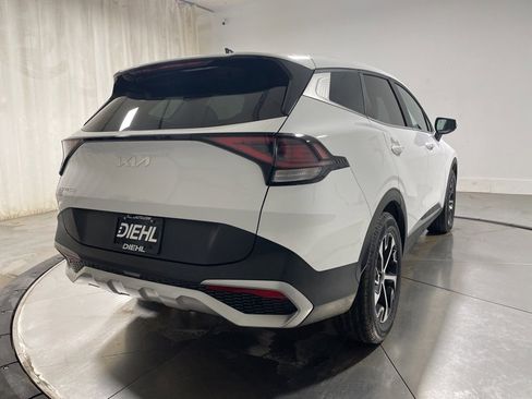 Certified 2023 Kia Sportage EX image 7