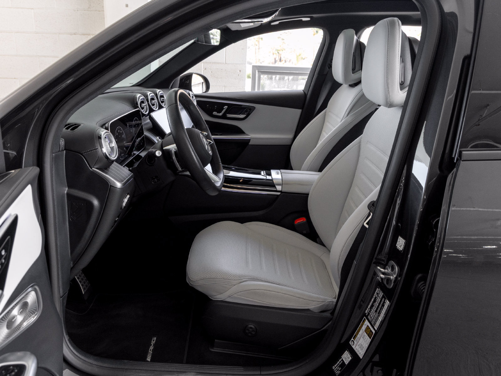 Certified 2026 Mercedes-Benz GLC 300 image 11