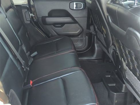 Used 2021 Jeep Wrangler Unlimited Rubicon image 25