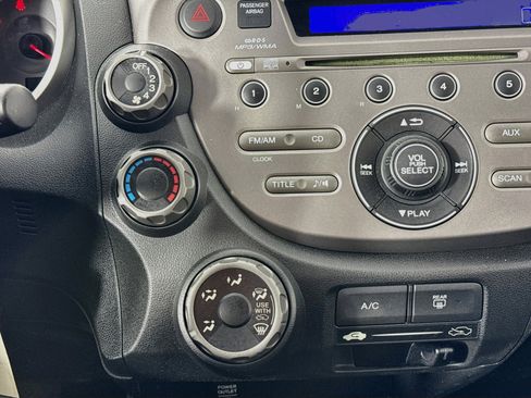 Used 2011 Honda Fit Sport image 14