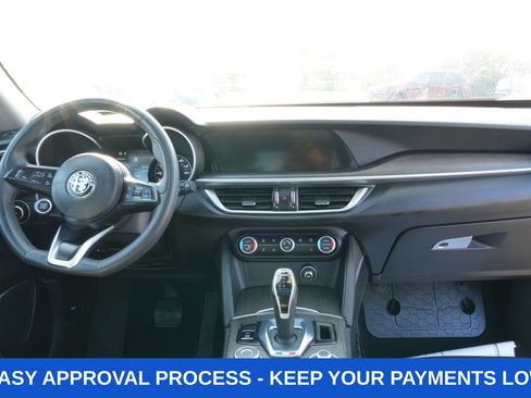 Used 2020 Alfa Romeo Stelvio Ti image 19