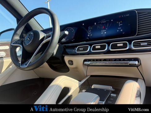 Certified 2024 Mercedes-Benz GLE 350 4MATIC image 32