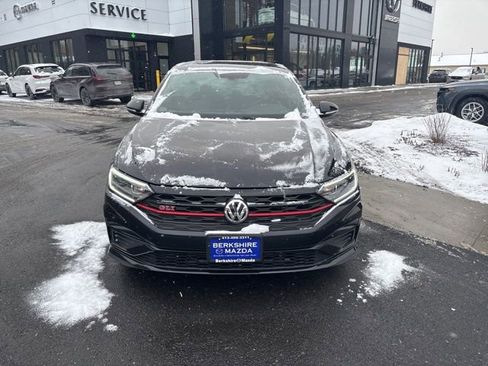 Used 2020 Volkswagen Jetta GLI image 3