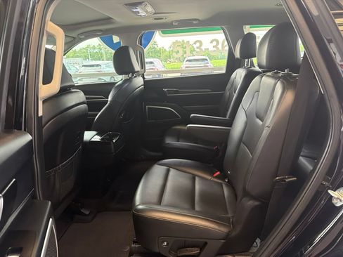 Used 2022 Kia Telluride S AWD/4WD image 15