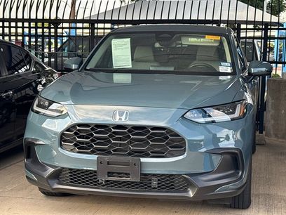 Used 2025 Honda HR-V LX