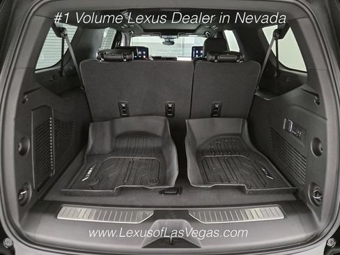Used 2026 GMC Yukon XL Denali w/ Denali Reserve Package AWD/4WD image 20