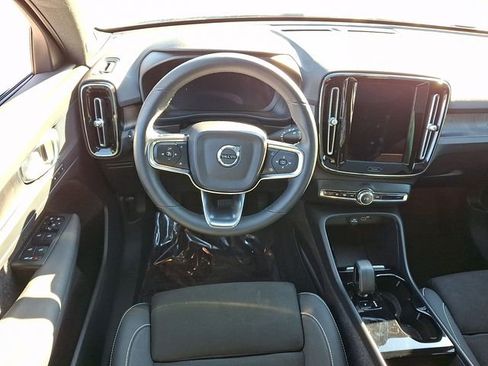 Used 2023 Volvo C40 P8 Recharge Plus w/ Climate Package image 14