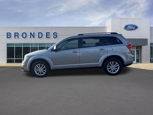 Used 2015 Dodge Journey SXT w/ Flexible Seating Group image 1