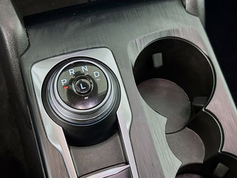 Used 2022 Ford Escape Titanium image 19